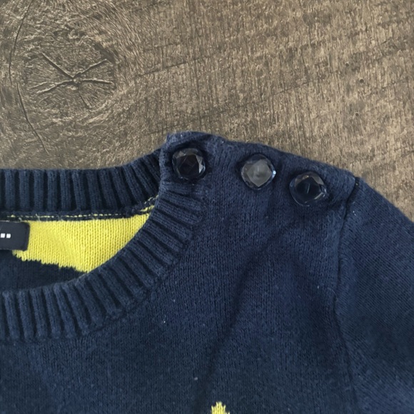 GAP Kids Navy Sweater with Yellow Stars - Picture 2 of 4